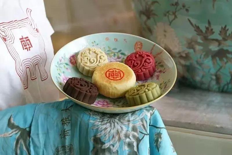 荷花大月饼 00303579278_a6708c55.jpg